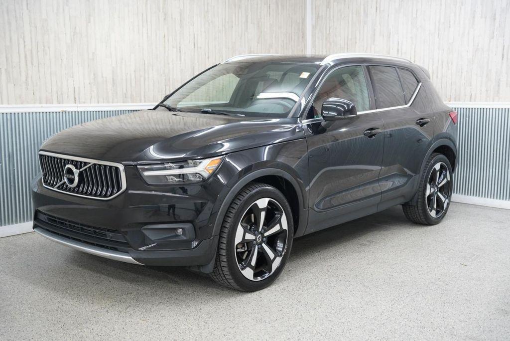 used 2019 Volvo XC40 car, priced at $21,675