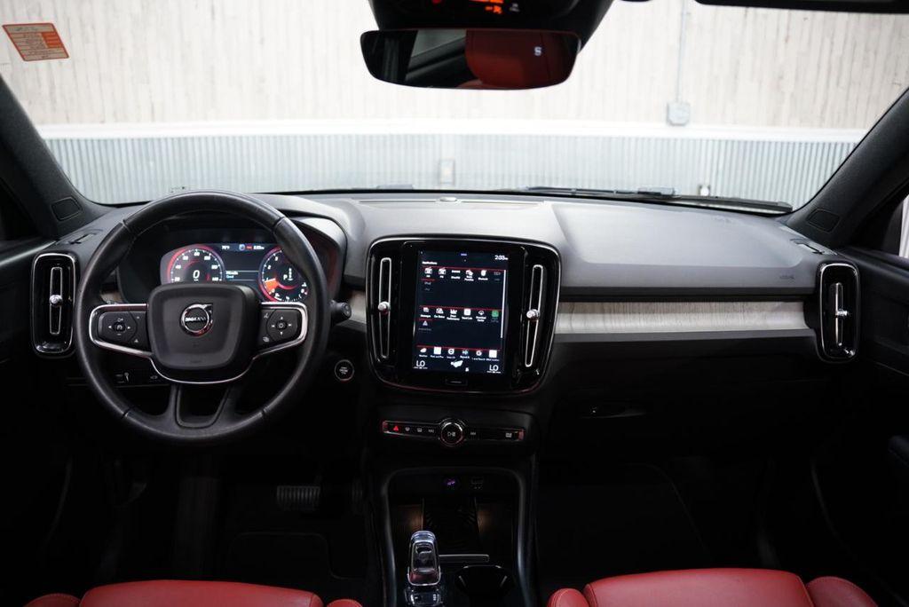 used 2019 Volvo XC40 car, priced at $21,675