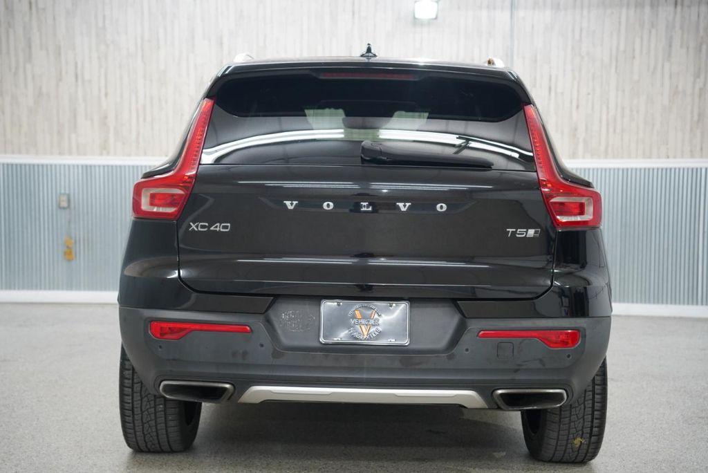 used 2019 Volvo XC40 car, priced at $21,675