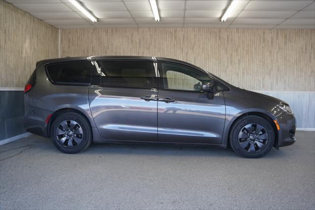 used 2020 Chrysler Pacifica Hybrid car, priced at $23,575