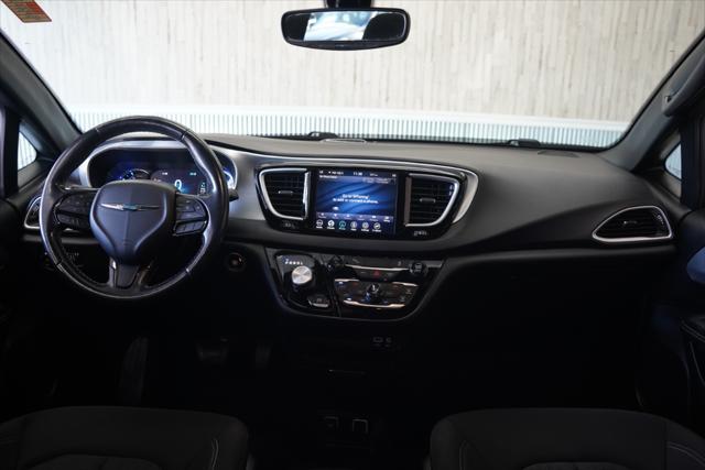 used 2020 Chrysler Pacifica Hybrid car, priced at $23,575