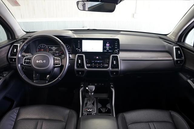 used 2022 Kia Sorento car, priced at $27,975