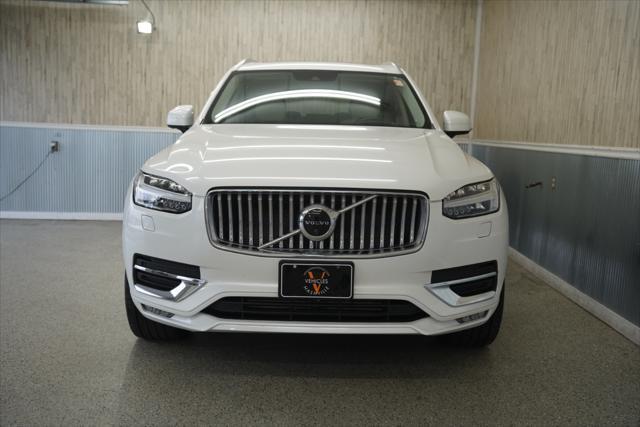 used 2020 Volvo XC90 car, priced at $24,875