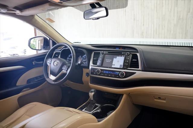 used 2016 Toyota Highlander car, priced at $13,275