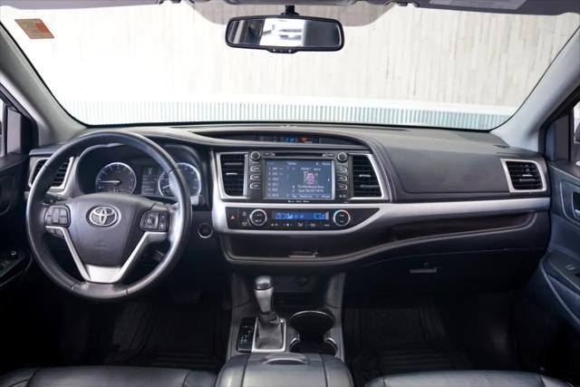 used 2016 Toyota Highlander car, priced at $16,675