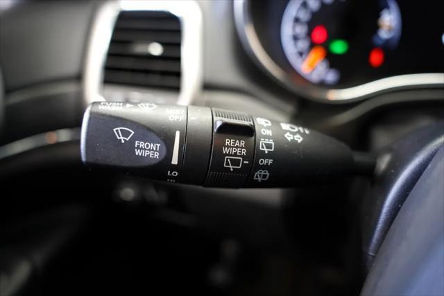 used 2019 Jeep Grand Cherokee car, priced at $23,675