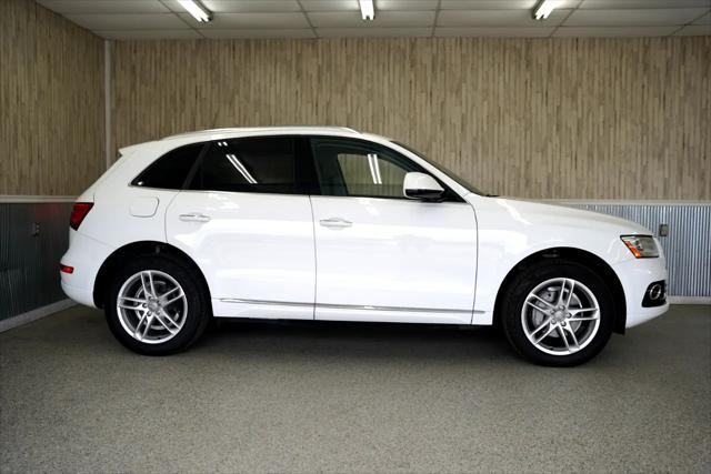 used 2015 Audi Q5 car, priced at $13,875