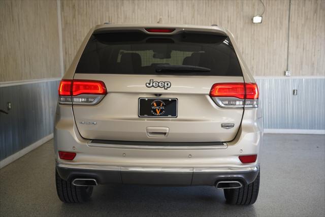 used 2014 Jeep Grand Cherokee car, priced at $10,675