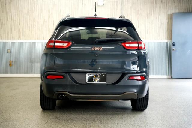 used 2016 Jeep Cherokee car, priced at $6,675