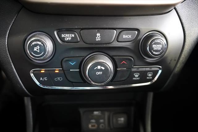 used 2016 Jeep Cherokee car, priced at $6,675