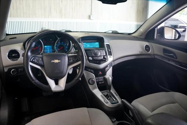 used 2013 Chevrolet Cruze car, priced at $6,375