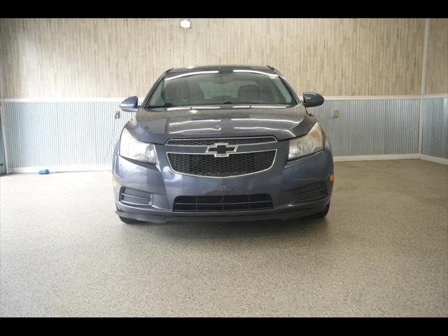 used 2013 Chevrolet Cruze car, priced at $6,375