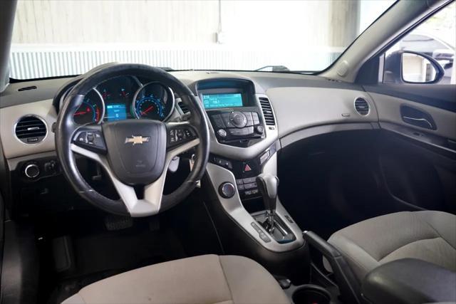 used 2013 Chevrolet Cruze car, priced at $6,375