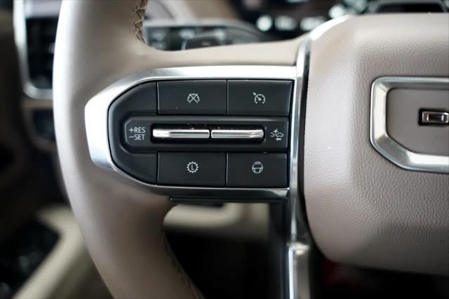 used 2025 GMC Yukon car, priced at $89,975