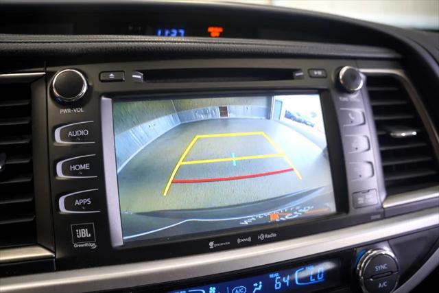 used 2016 Toyota Highlander car, priced at $22,875
