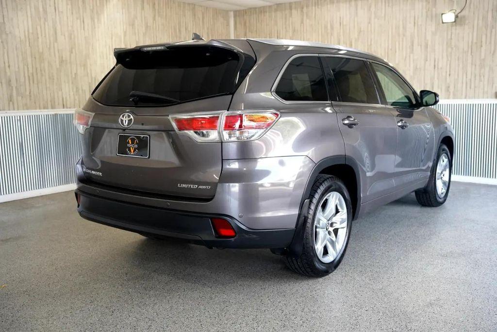 used 2016 Toyota Highlander car, priced at $20,975