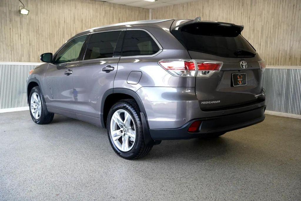 used 2016 Toyota Highlander car, priced at $20,975