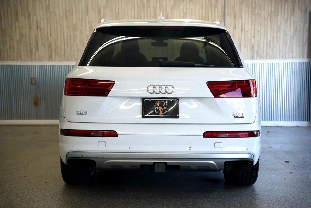 used 2018 Audi Q7 car, priced at $21,475