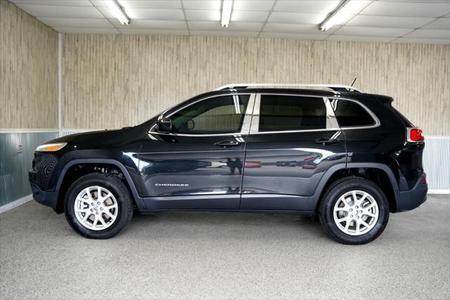 used 2015 Jeep Cherokee car, priced at $13,875
