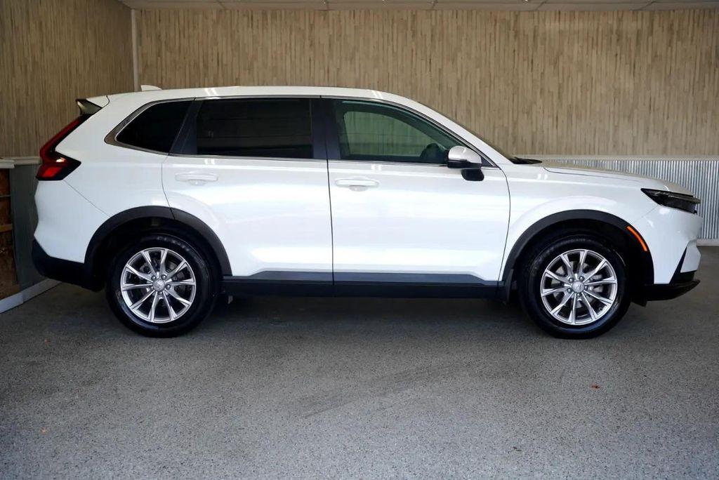 used 2023 Honda CR-V car, priced at $25,875