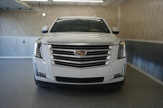 used 2020 Cadillac Escalade car, priced at $43,975