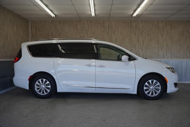 used 2019 Chrysler Pacifica car, priced at $12,975