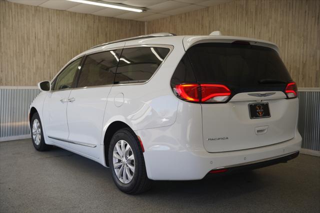 used 2019 Chrysler Pacifica car, priced at $12,975