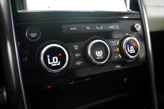 used 2018 Land Rover Discovery car, priced at $17,875