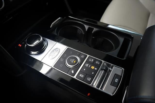 used 2018 Land Rover Discovery car, priced at $17,875