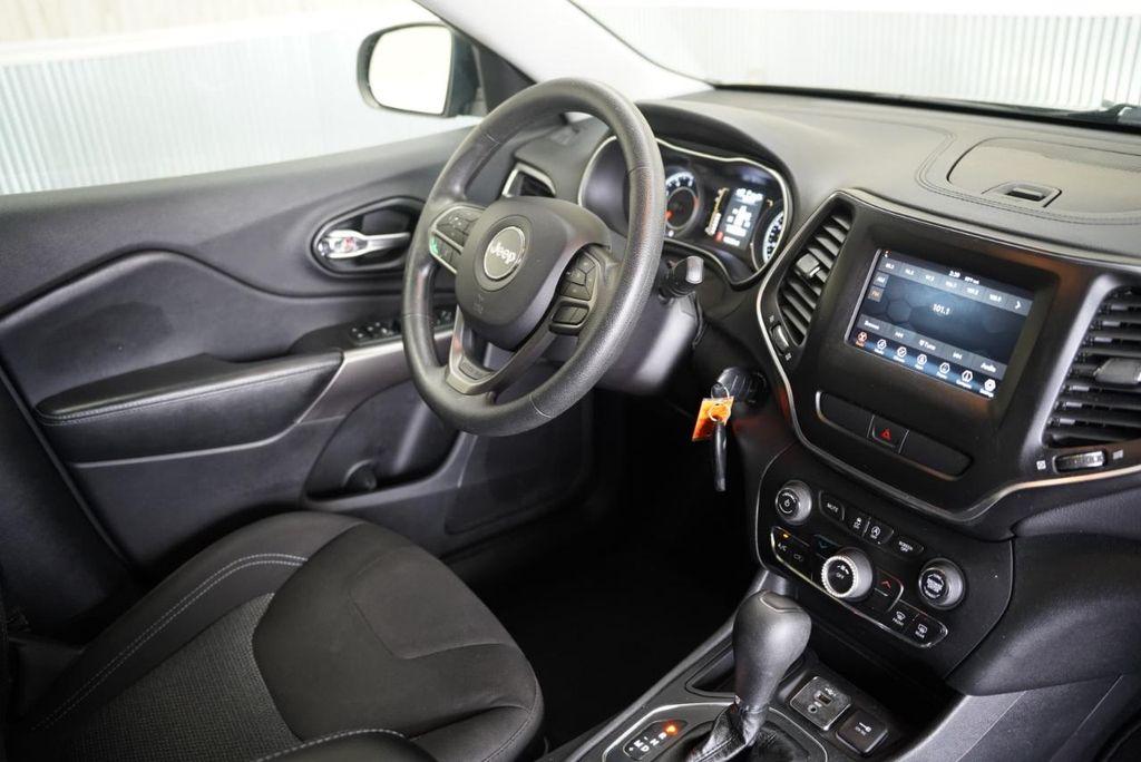 used 2019 Jeep Cherokee car, priced at $11,375