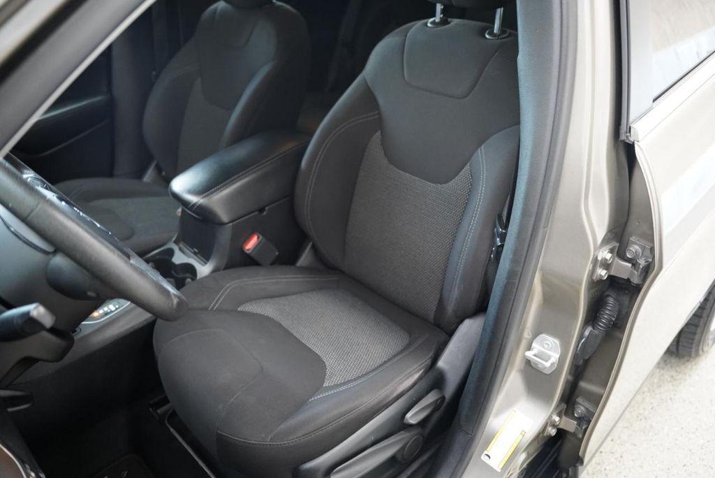 used 2019 Jeep Cherokee car, priced at $11,375