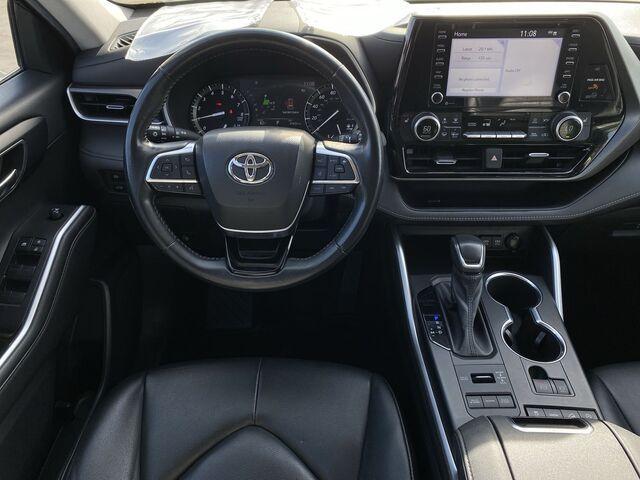 used 2021 Toyota Highlander car, priced at $32,188