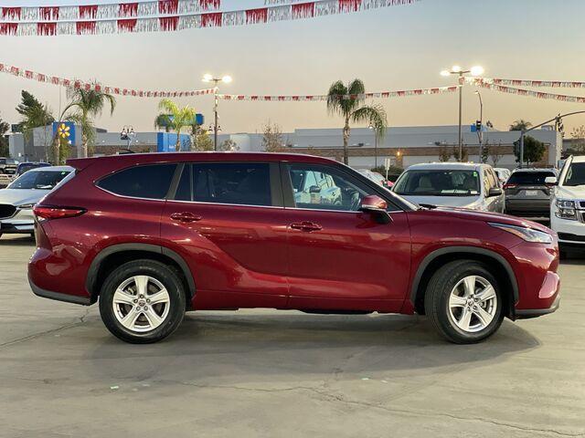 used 2023 Toyota Highlander car, priced at $31,997