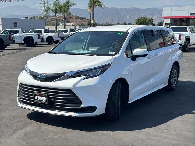 used 2022 Toyota Sienna car, priced at $38,398