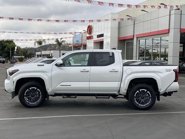 new 2024 Toyota Tacoma Hybrid car