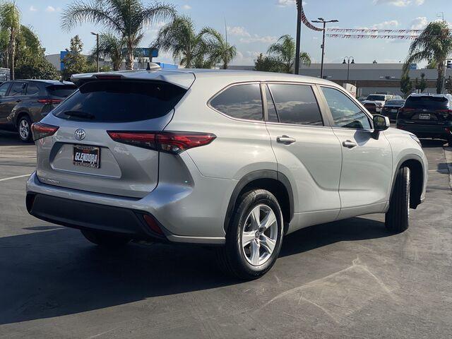 used 2023 Toyota Highlander car, priced at $34,888