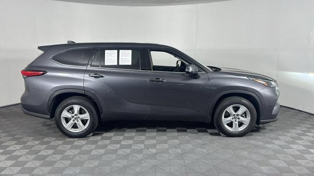 used 2022 Toyota Highlander car, priced at $28,841