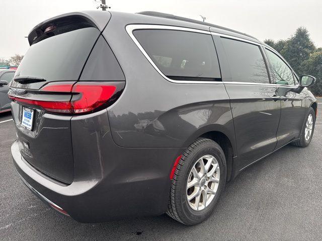 used 2022 Chrysler Pacifica car, priced at $22,404