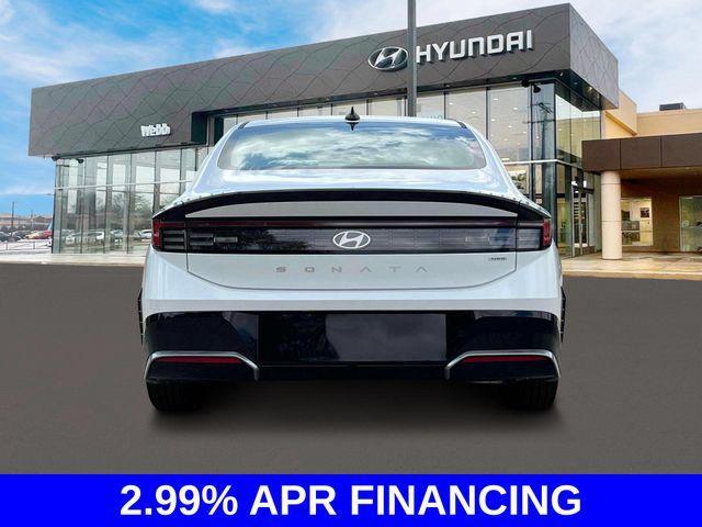 new 2025 Hyundai Sonata Hybrid car, priced at $32,879