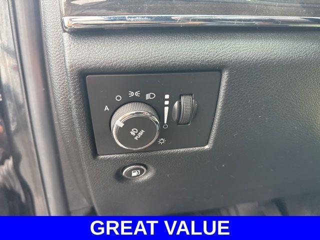 used 2015 Jeep Grand Cherokee car, priced at $16,790
