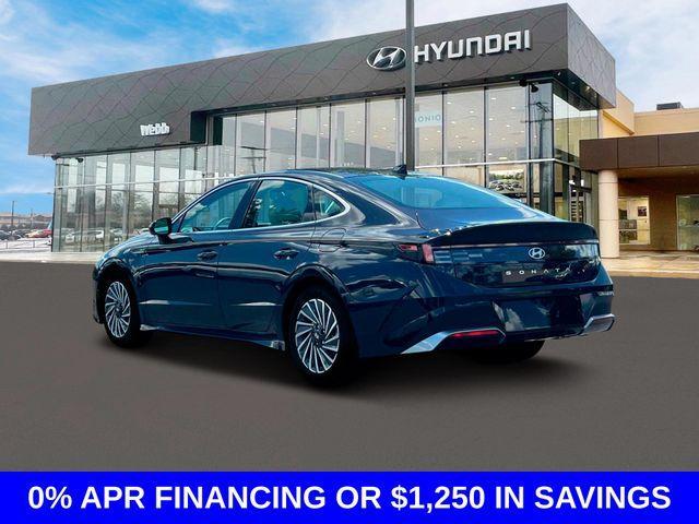 new 2024 Hyundai Sonata Hybrid car, priced at $30,958