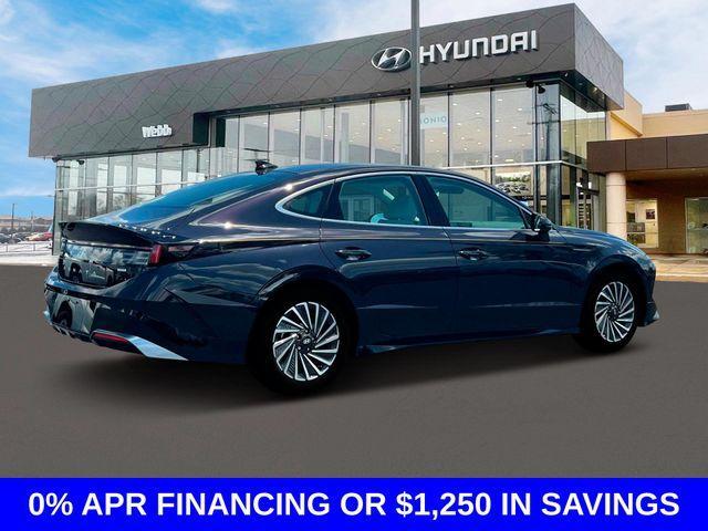 new 2024 Hyundai Sonata Hybrid car, priced at $30,958