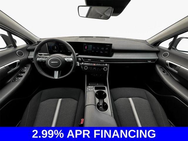 new 2025 Hyundai Sonata Hybrid car, priced at $32,649