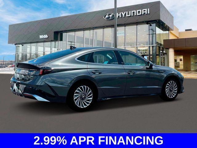 new 2025 Hyundai Sonata Hybrid car, priced at $32,649