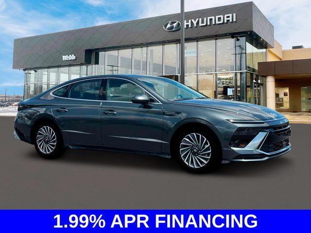 new 2025 Hyundai Sonata Hybrid car, priced at $32,649
