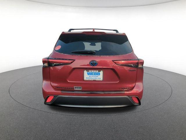 used 2023 Toyota Highlander Hybrid car, priced at $46,105