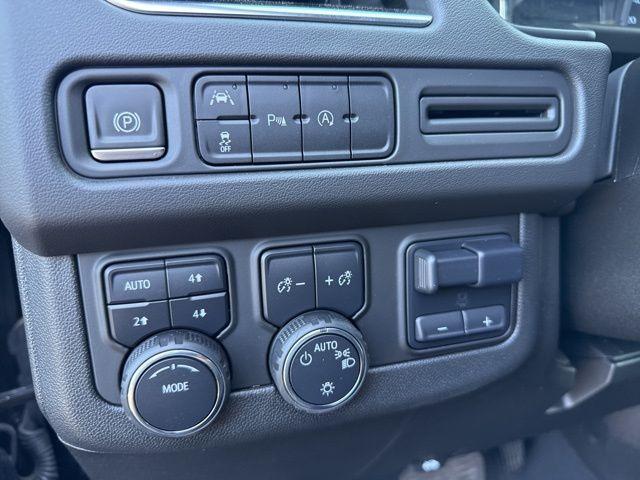 used 2024 Chevrolet Tahoe car, priced at $51,272