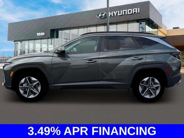 new 2025 Hyundai TUCSON Hybrid car, priced at $37,862