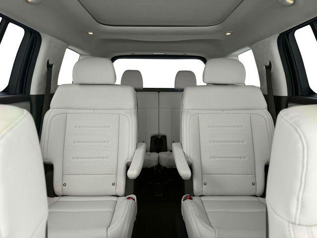 new 2025 Hyundai Santa Fe car, priced at $48,648