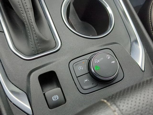 used 2023 Chevrolet Traverse car, priced at $39,311